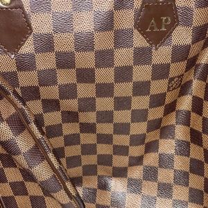 LV speedy bag